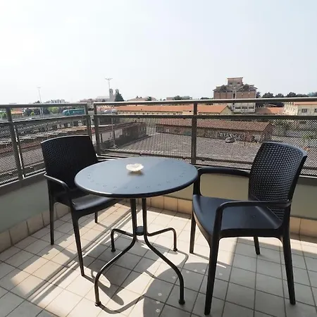 Relax Oasis Bgy 아파트 베르가모