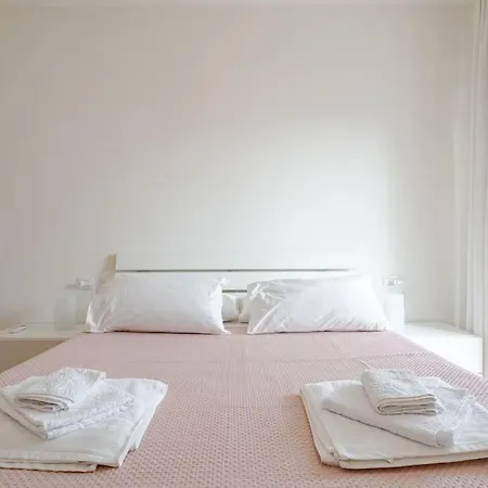 Relax Oasis Bgy 아파트